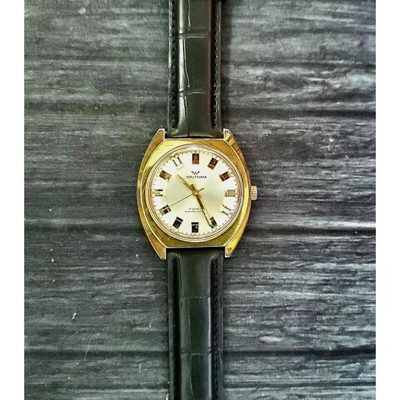 Rare Vintage Waltham Mechanical Men Watch Pristine Condition - Picture 2 of 10